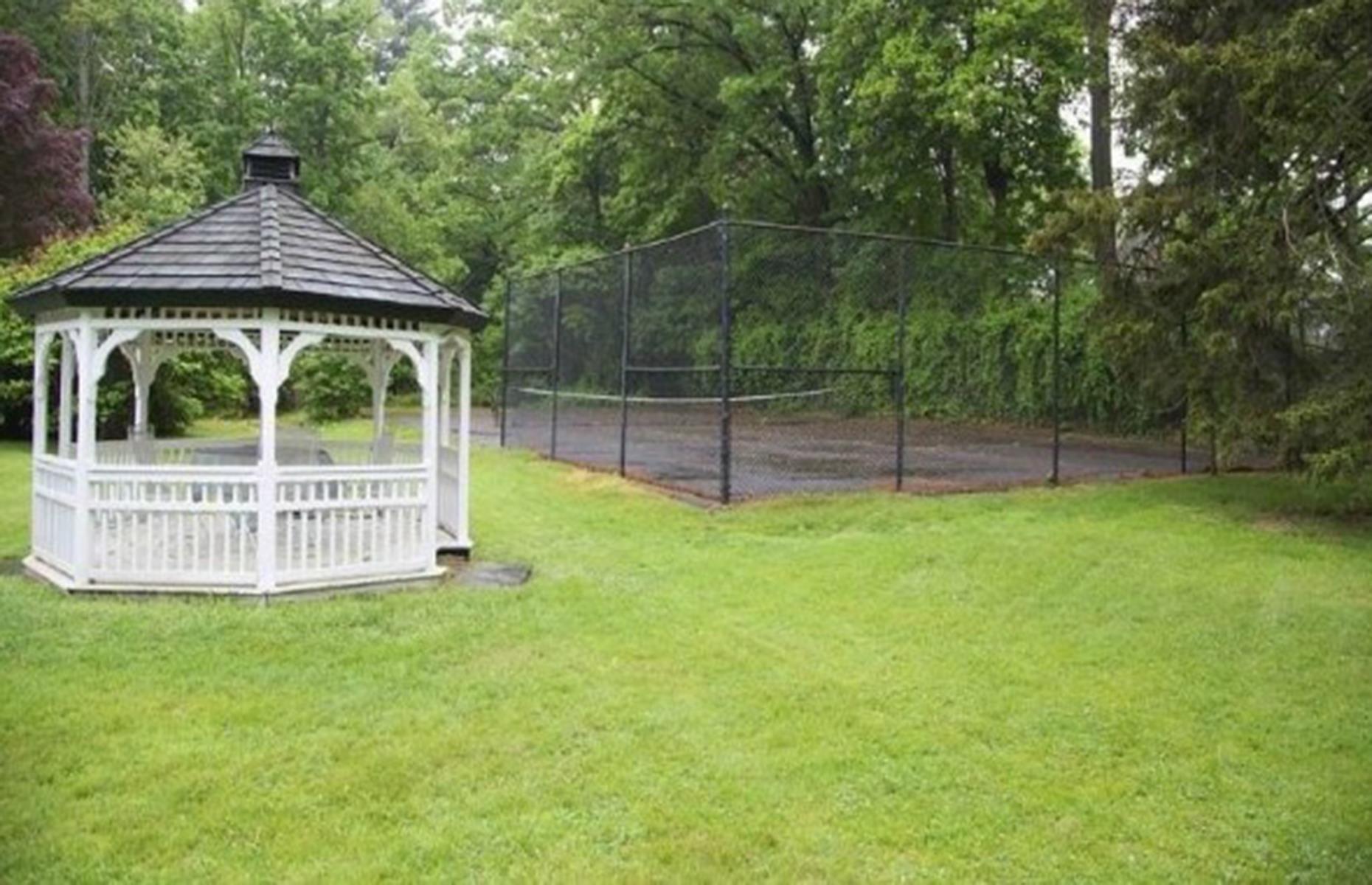 20th-century mansion, Montclair New Jersey, USA: $10 (£7)